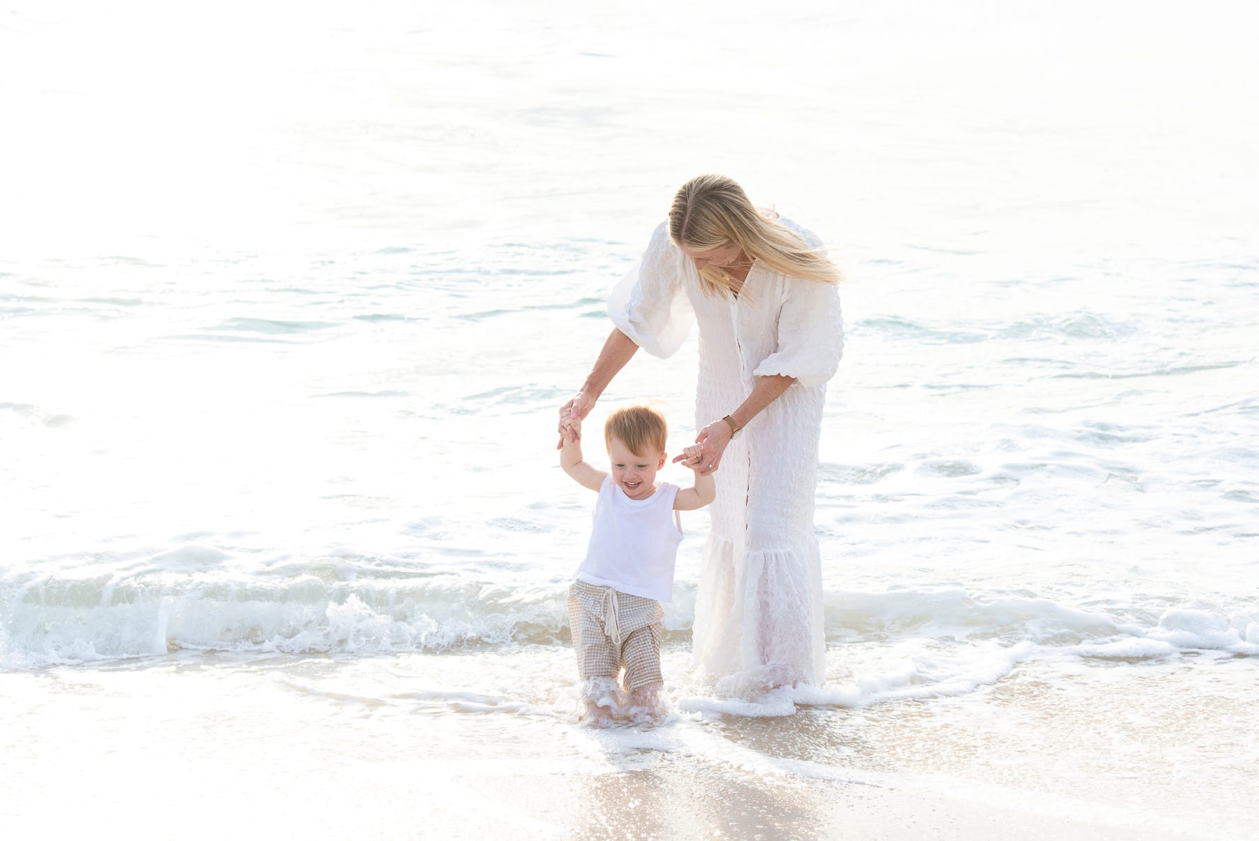 Family portraits, Family photography perth, Corporate photography, corporate photographer perth, annual reports, business plans, perth photographer, events, conferences, media events, portraits, environmental portraits, head shots, Family Photography, Corporate Photography Perth, Photoart Australia, Peta-Anne Photography, Peta North, Peta-Anne North