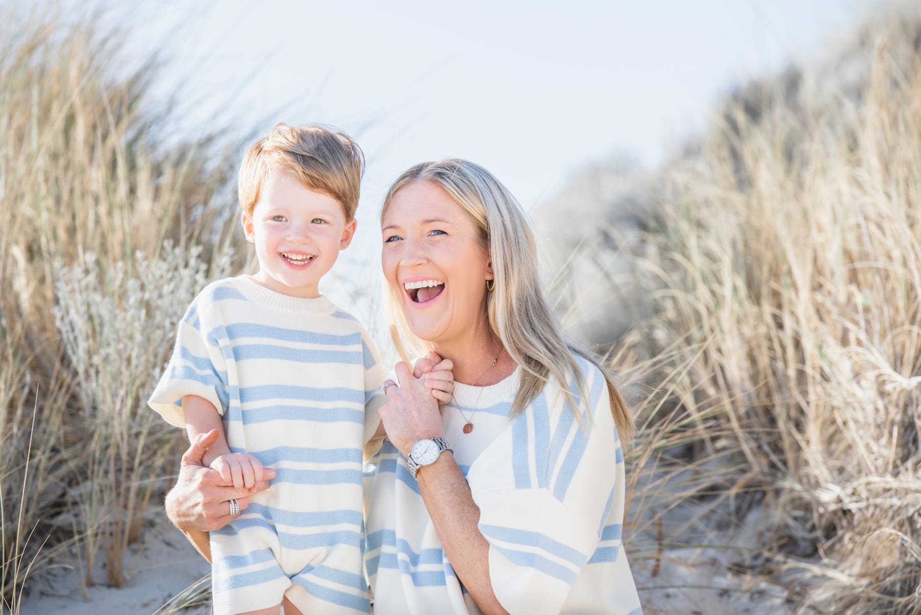 Family portraits, Family photography perth, Corporate photography, corporate photographer perth, annual reports, business plans, perth photographer, events, conferences, media events, portraits, environmental portraits, head shots, Family Photography, Corporate Photography Perth, Photoart Australia, Peta-Anne Photography, Peta North, Peta-Anne North